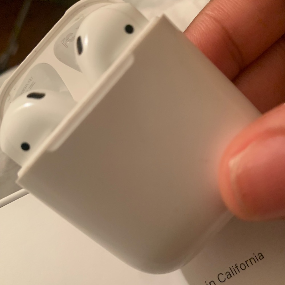 APPLE AirPods 1st generation